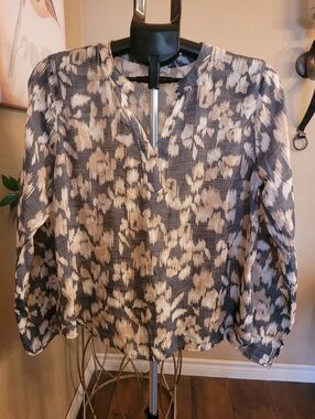Women's Blouse in Gray, Tan and Cream